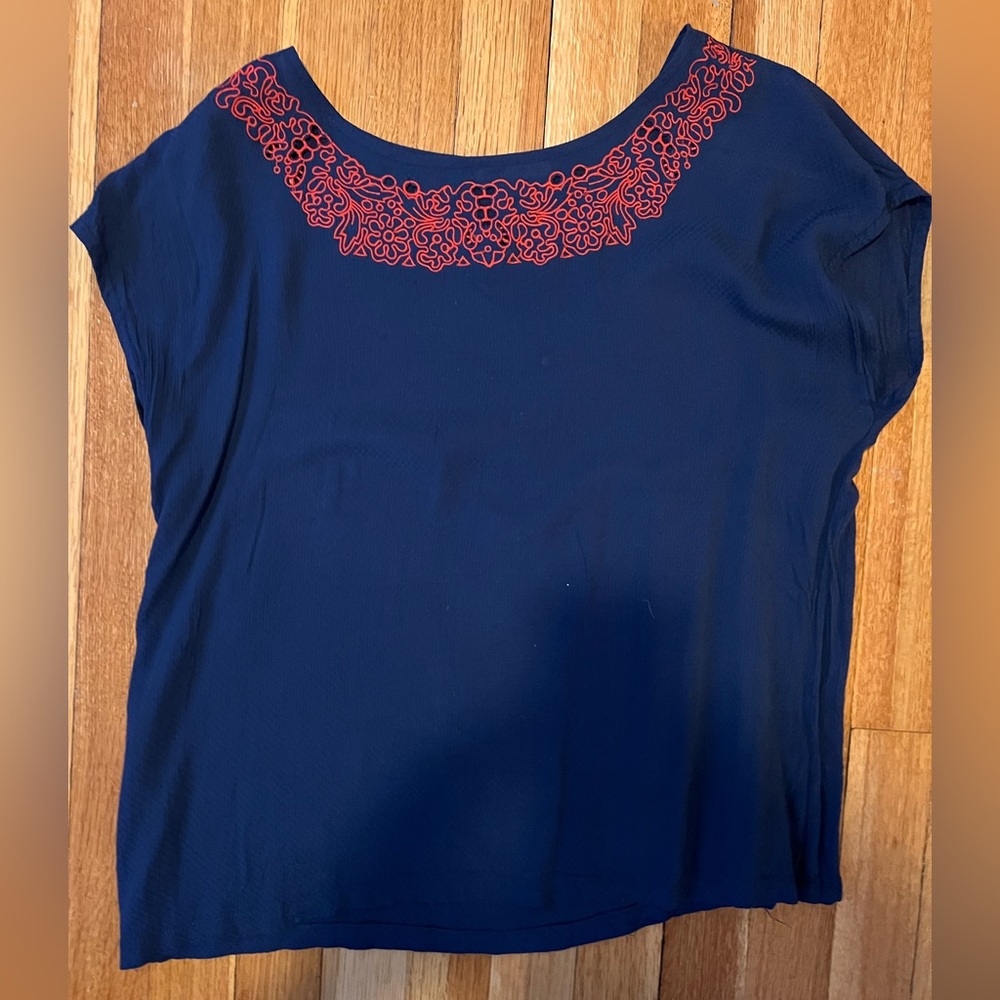 Francesca’s miami embroidered tee